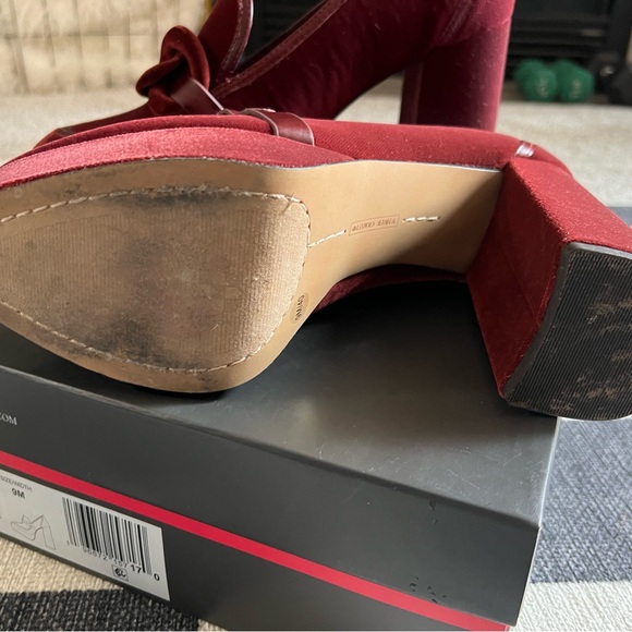 princess polly baby blue dress What Color Shoes with Burgundy Dress Outfit: Stylish Pairing Tips for –  Vessi main image 1